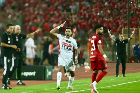 المهدي وبن جديدة الأسوأ.. تقييم لاعبي الزمالك والأهلي في مباراة القمة (صور) 12 أكتوبر 2026